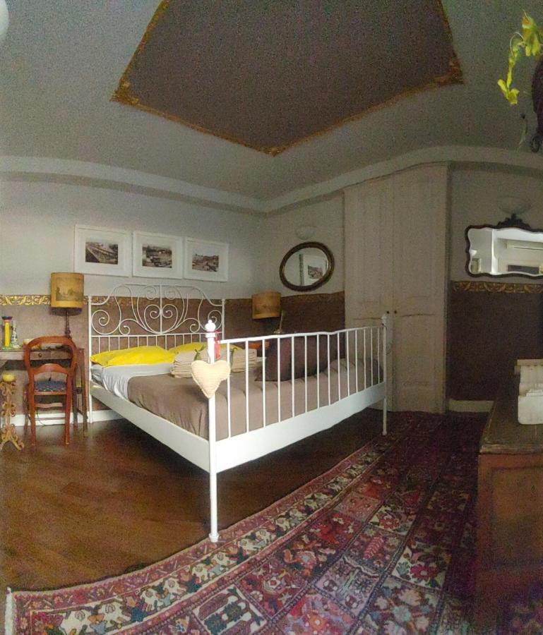 Appartamento A Centro Storico Di Catania Luaran gambar