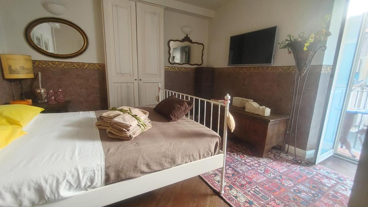 Appartamento A Centro Storico Di Catania Luaran gambar